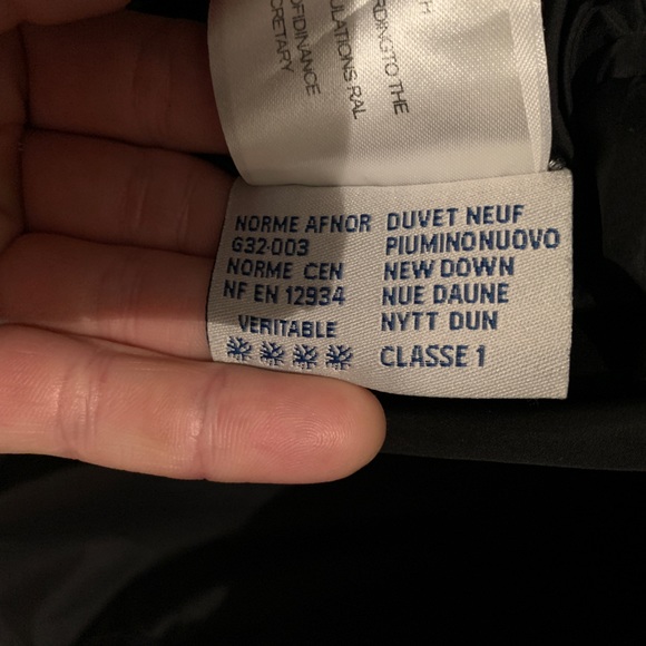 MONCLER Down Coat hooded puffy - Picture 5 of 8